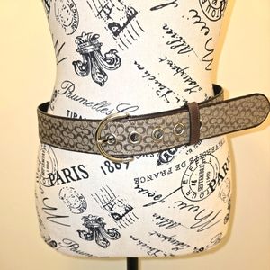 Woman's Coach Brand Belt size small 3977 D3